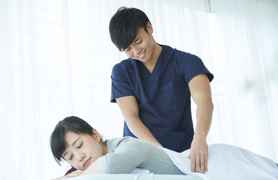 福岡市でカイロプラクティックのノウハウを活かした骨盤矯正を実施中です